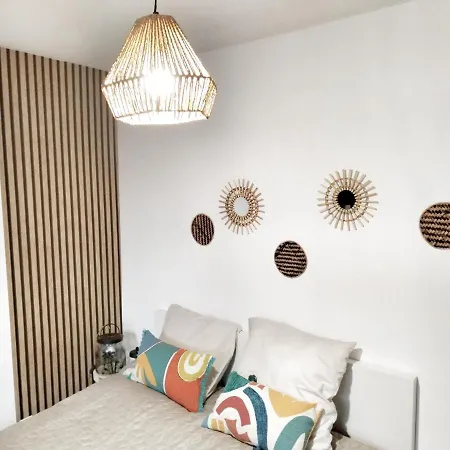 Roomhomecsm Chambres Privees , Une Seule Salle D'eau Si Vous Reservez 2 Chambres Ou La Suite, Jacuzzi Sur Demande * Charly-sur-Marne