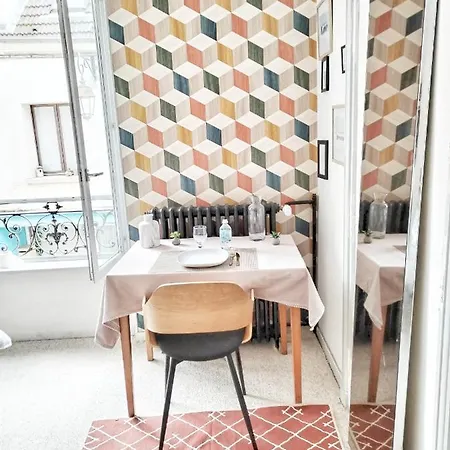 Roomhomecsm Chambres Privees , Une Seule Salle D'eau Si Vous Reservez 2 Chambres Ou La Suite, Jacuzzi Sur Demande 民宿