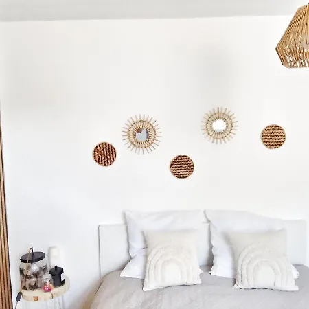 Roomhomecsm Chambres Privees , Une Seule Salle D'eau Si Vous Reservez 2 Chambres Ou La Suite, Jacuzzi Sur Demande * Charly-sur-Marne